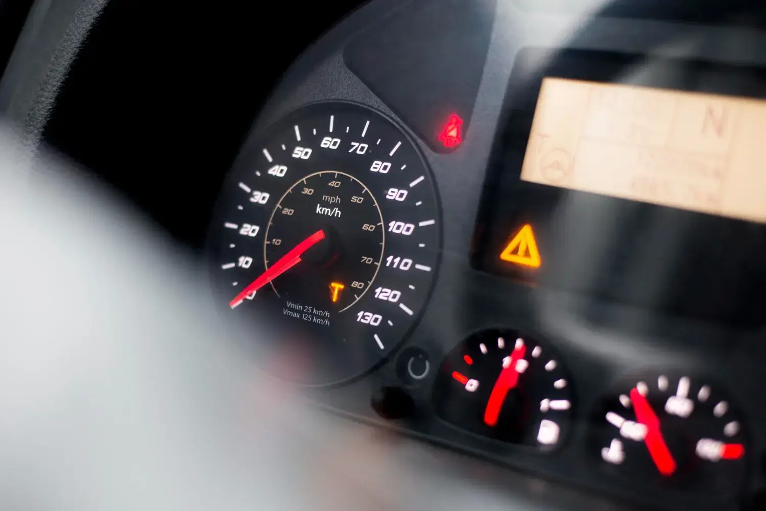 Warum vibriert das Auto?